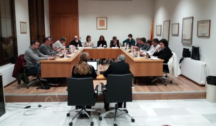 S'aprova una moció per exigir la llibertat dels presos polítics 