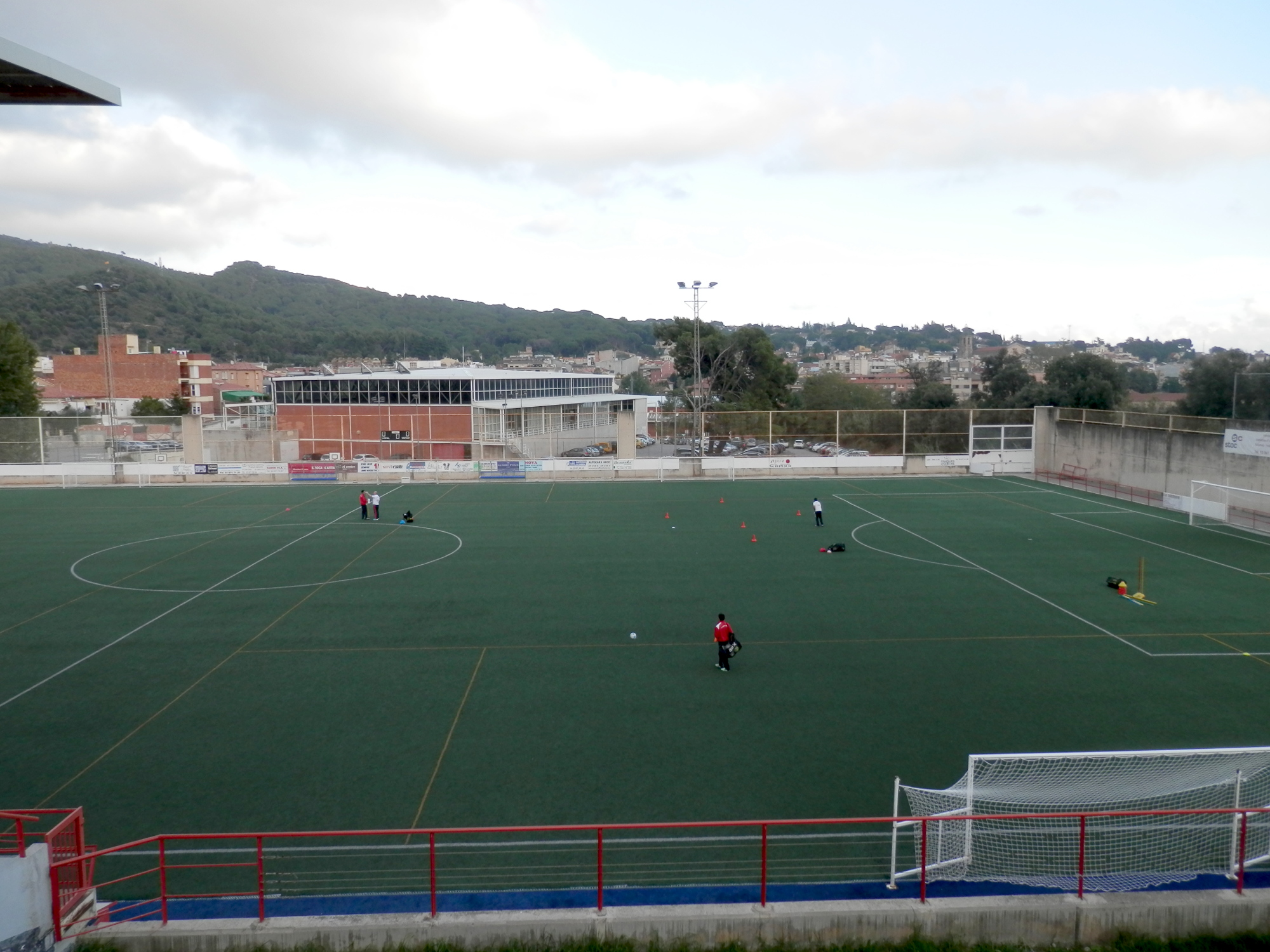 El camp Municipal de futbol estrenarà gespa nova