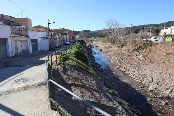 Inici de les obres de pavimentació del Passeig Congost