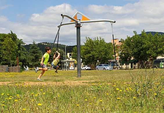 Reobren els parcs infantils del poble