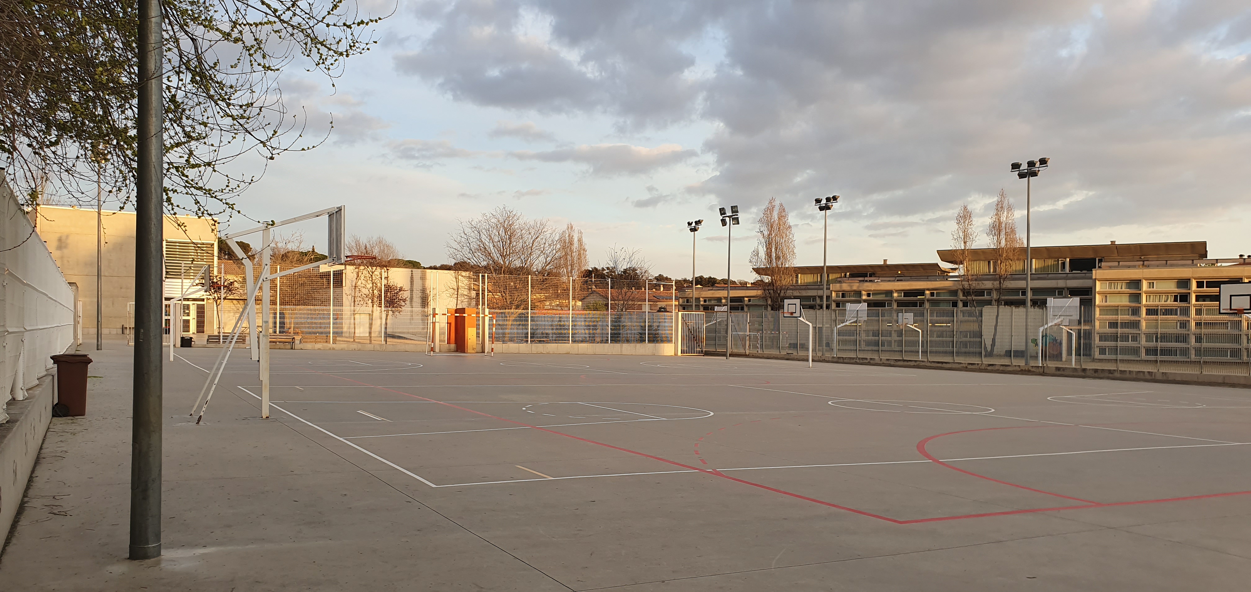 La pista de l'Escola Giroi s'obre a la ciutadania els caps de setmana