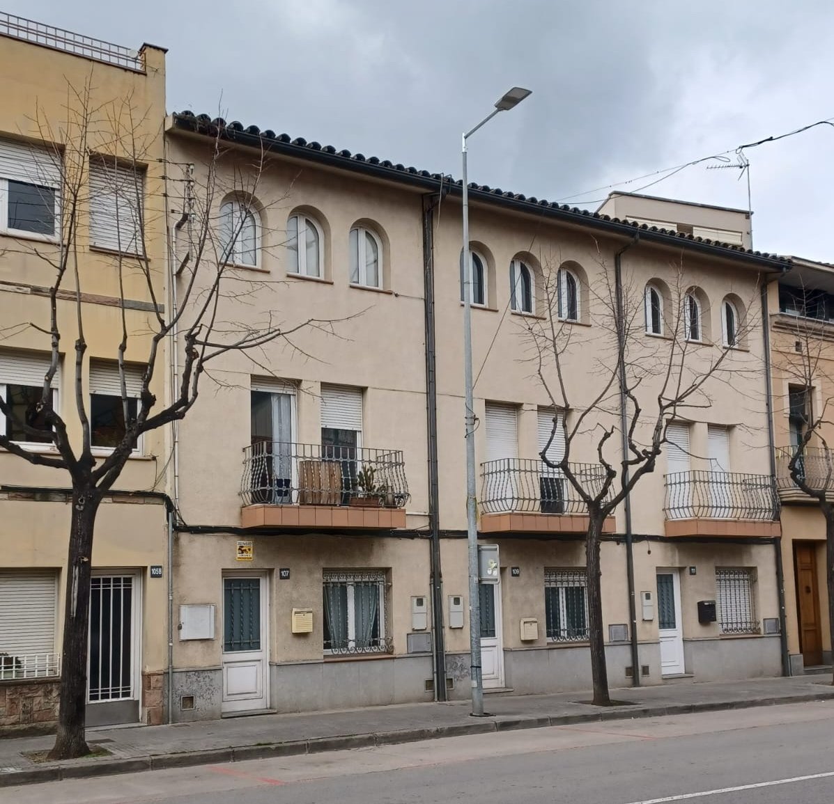 Renovació de l'enllumenat al carrer Calàbria