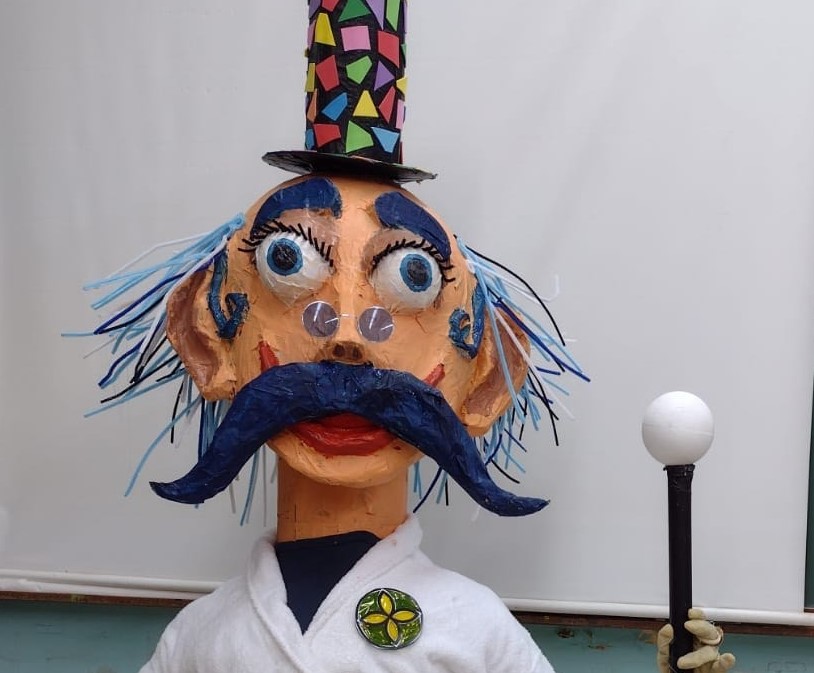 Taller de construcci&oacute; del Rei Carnestoltes