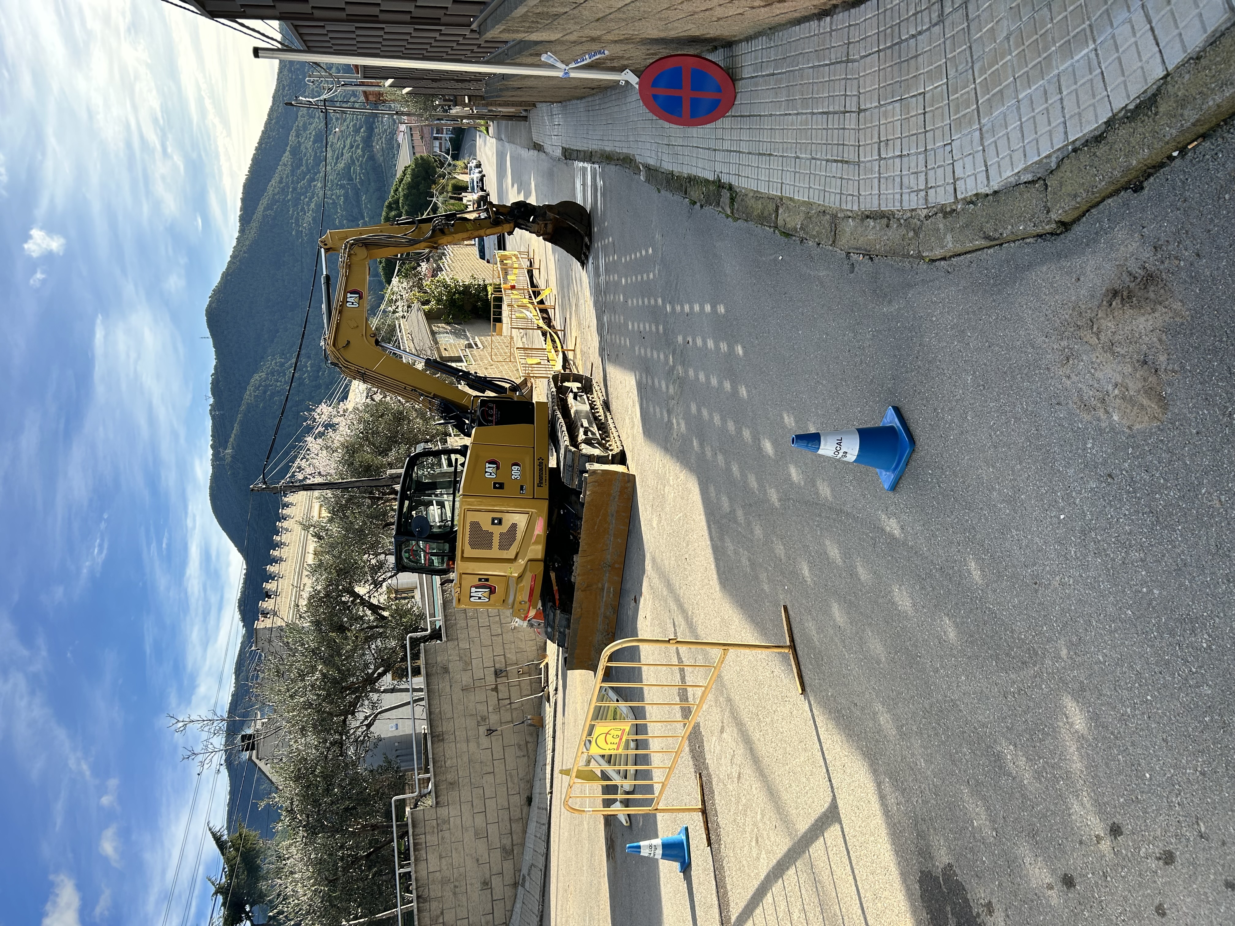 Obres al clavegueram de Tremolencs